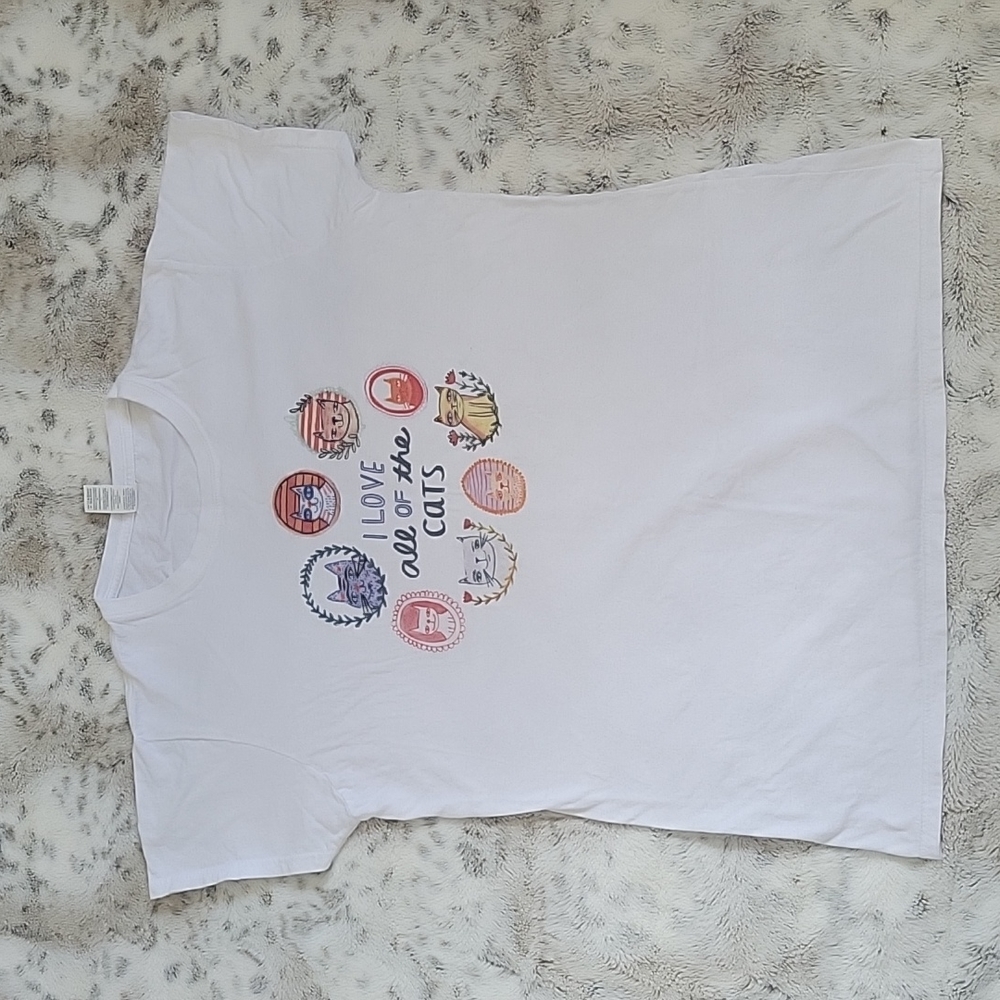 Cat Lover Tee